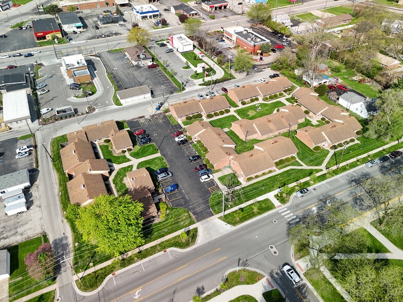 Primary Photo Of 811-923 Gibbs St, Maumee Apartments For Sale