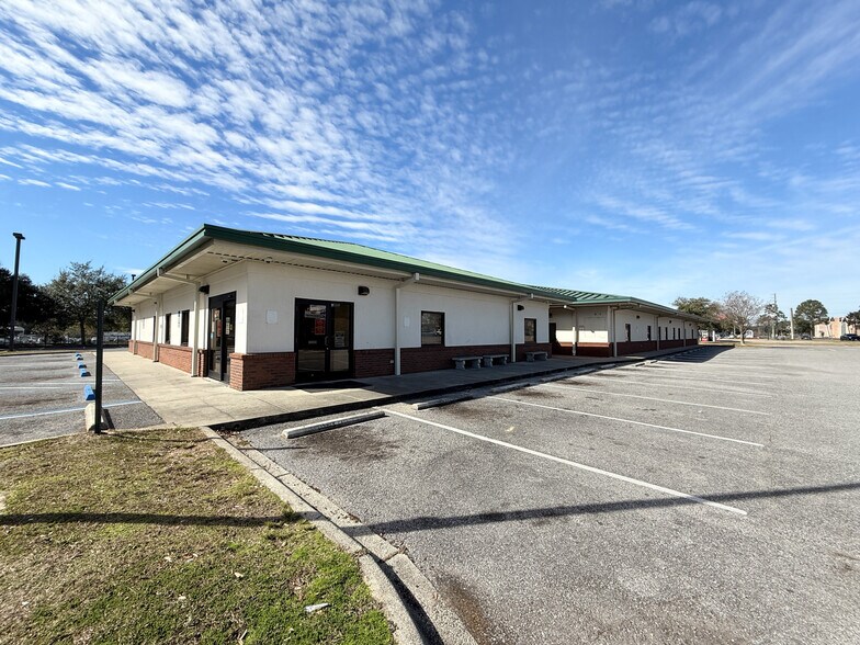Primary Photo Of 6451 North W St, Pensacola Office For Sale