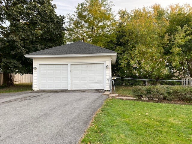 More Photos Of 1201 Washington St, Watertown Office Residential For Sale