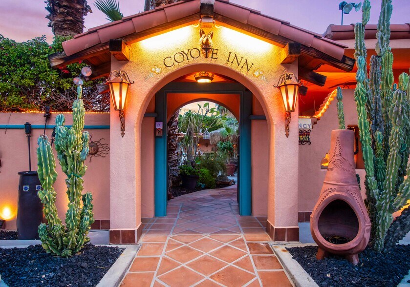 Primary Photo Of 234 S Patencio Rd, Palm Springs Hotel For Sale