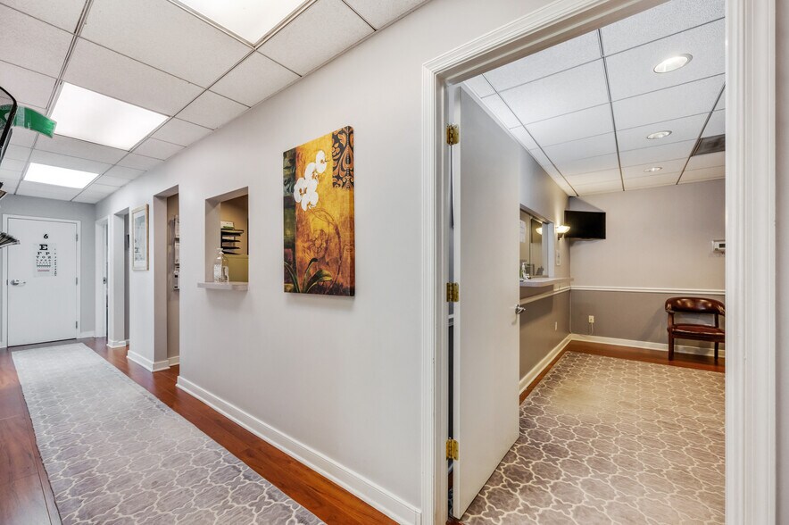 More Photos Of 14904 Richmond Hwy, Woodbridge Medical For Sale