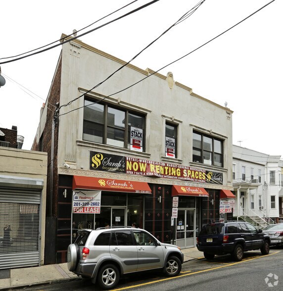 More Photos Of 507-511 45th St, Union City Health Club For Lease