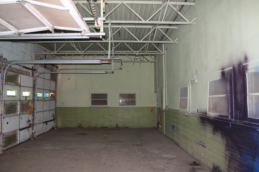 More Photos Of 4820 Avenue Q, Lubbock Industrial For Sale