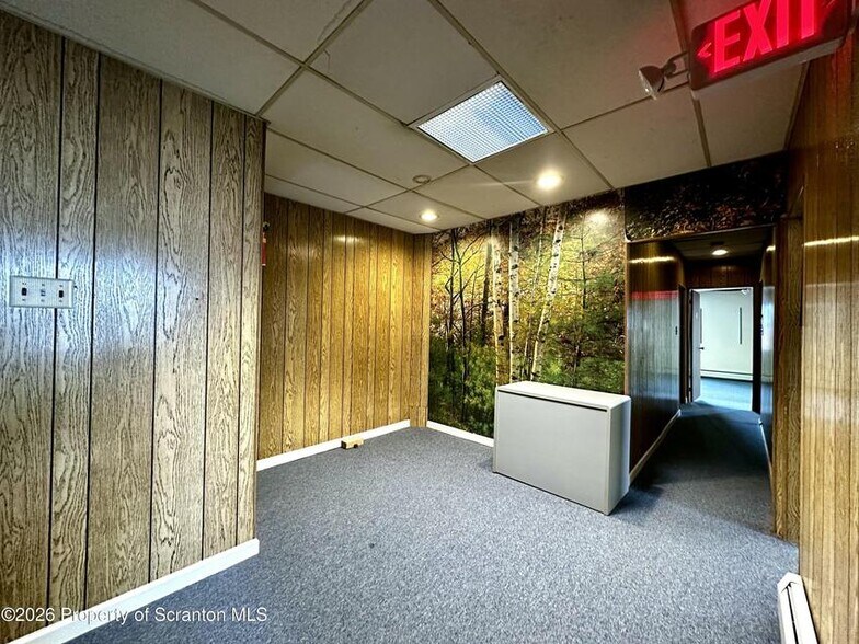More Photos Of 207 E Drinker St, Scranton Storefront Retail Office For Lease