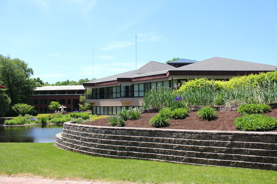 Primary Photo Of 10 Waterside Dr, Farmington Office For Lease