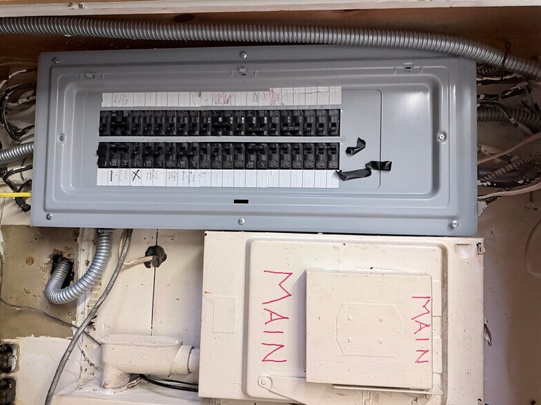 More Photos Of 8 Yeoman St, Amsterdam Flex For Sale