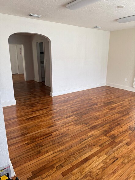 More Photos Of 1812 W 1st St, Sanford Office For Lease