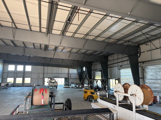 More Photos Of 1940 Airway Dr, Hollister Industrial For Lease