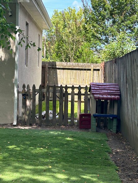 More Photos Of 1801 Hayward Ave, Chesapeake Daycare Center For Sale