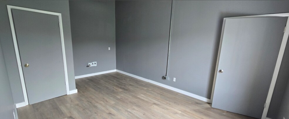 More Photos Of 1602 W Beall St, Bozeman Freestanding For Lease