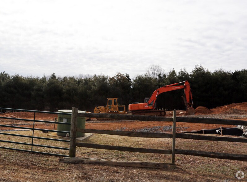 More Photos Of 115 The Plains Rd, Middleburg Office For Lease