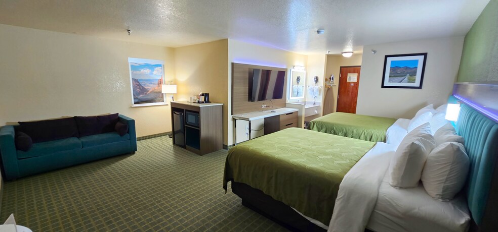More Photos Of 2401 E Highway 90, Alpine Hotel For Sale