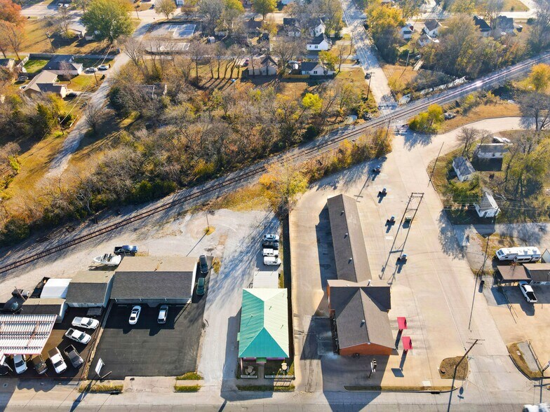 More Photos Of 510 N Lynn Riggs Blvd, Claremore Office Residential For Sale