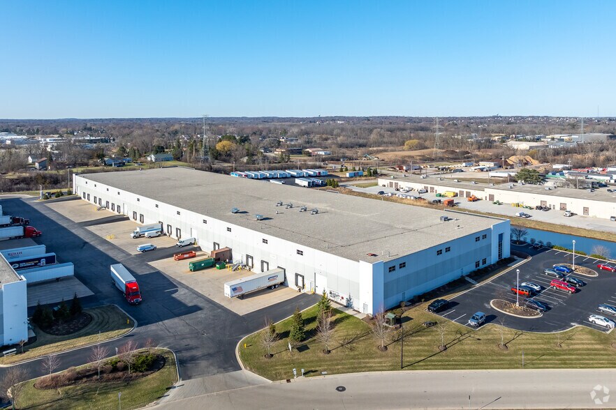 More Photos Of N59 W13855 Manhardt Dr, Menomonee Falls Industrial For Lease