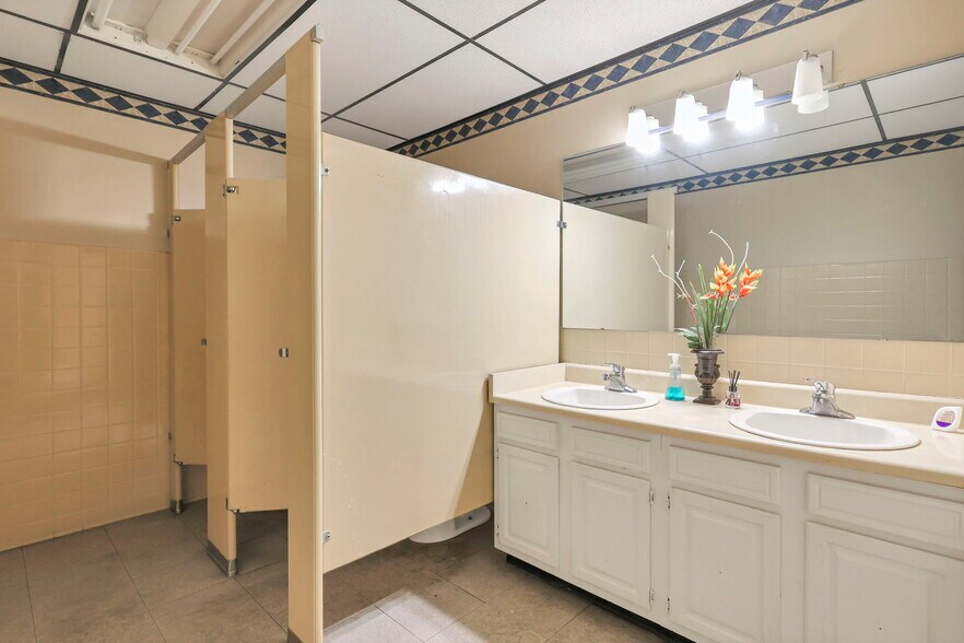 More Photos Of 2844 E River Rd, Dayton Office For Sale