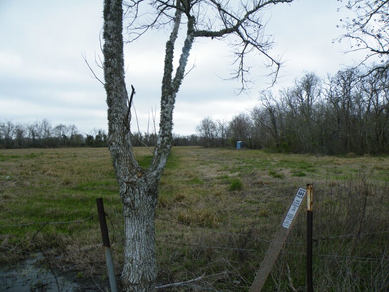 More Photos Of 25th Ave N at Hwy 3, Texas City Land For Sale