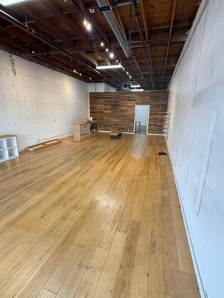 More Photos Of 241 3rd Ave, Chula Vista Storefront For Lease