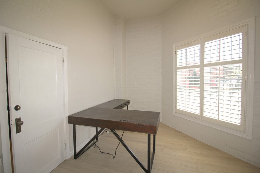 More Photos Of 1500 Wyoming Ave, El Paso Auto Repair For Lease