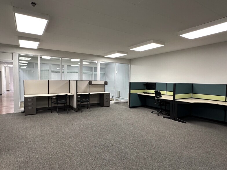 More Photos Of 2815 Olive St, Saint Louis Office For Lease