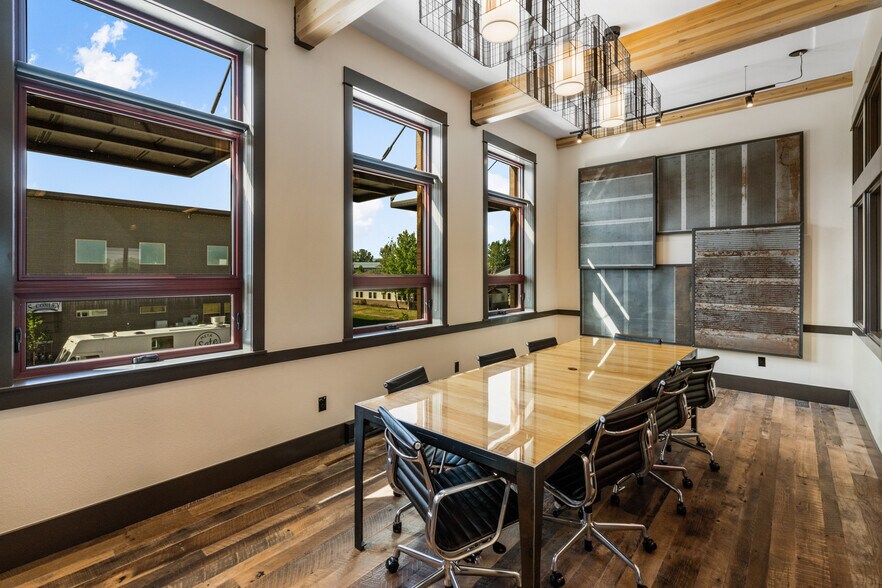 More Photos Of 387 Gallatin Park Dr, Bozeman Loft Creative Space For Sale
