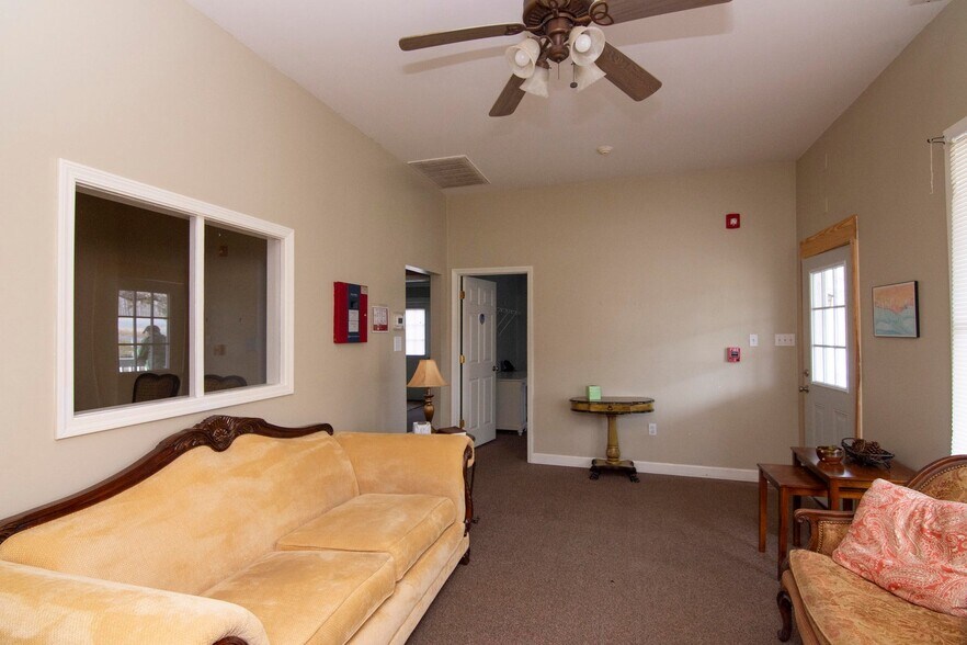 More Photos Of 158 Academy Lane Dr, Pence Springs Hotel For Sale