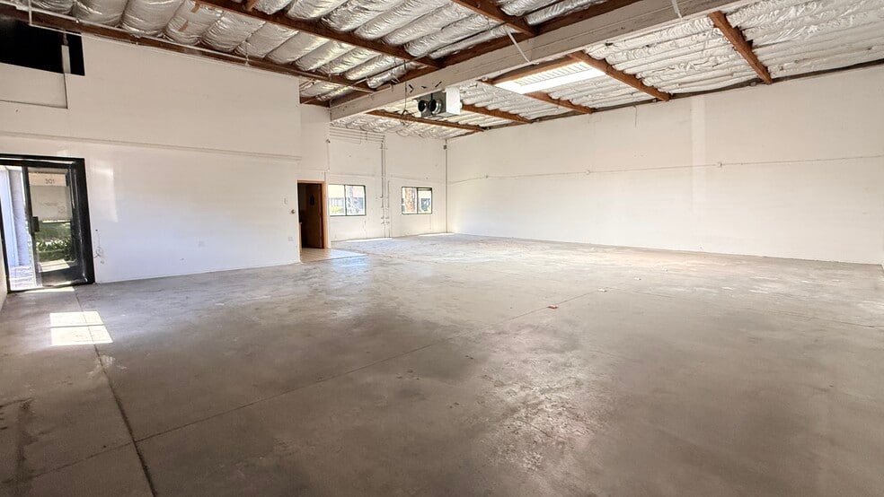 More Photos Of 30995-30997 Huntwood Ave, Hayward Warehouse For Sale