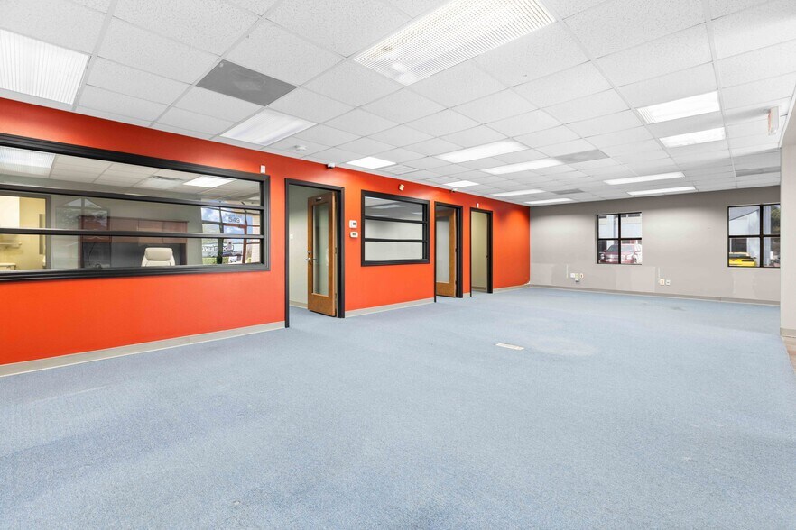 More Photos Of 549 N Egret Bay Blvd, League City Medical For Lease