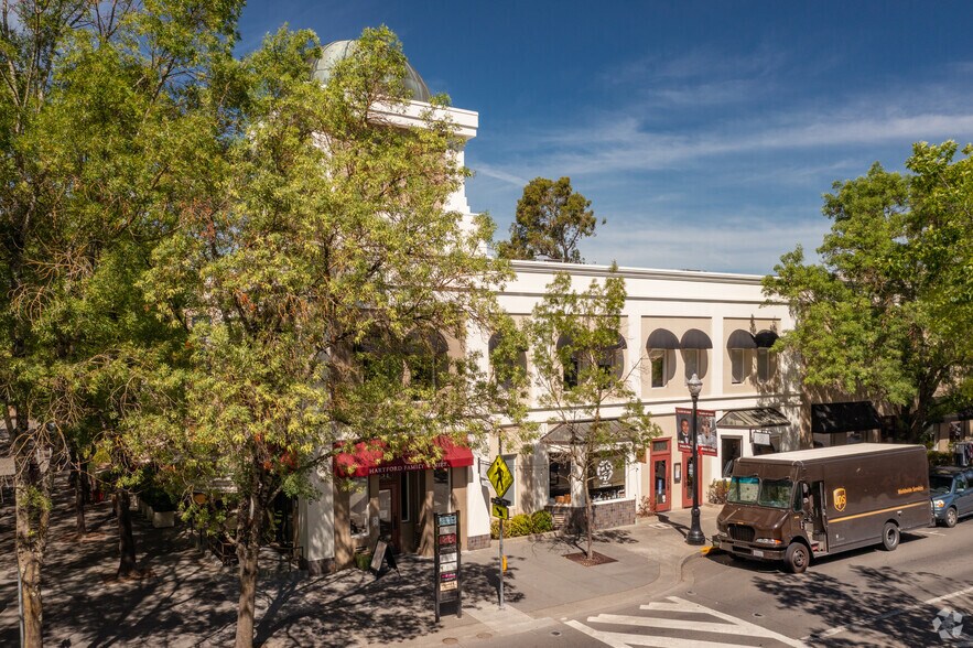 More Photos Of 331-349 Healdsburg Ave, Healdsburg Storefront Retail Office For Lease