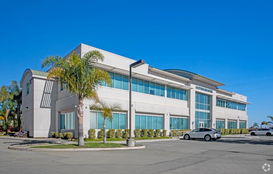 More Photos Of 2077 Gold St, San Jose Office For Sale