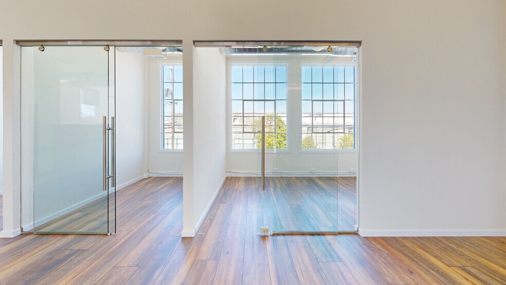 More Photos Of 1311-1425 63rd St, Emeryville Distribution For Lease