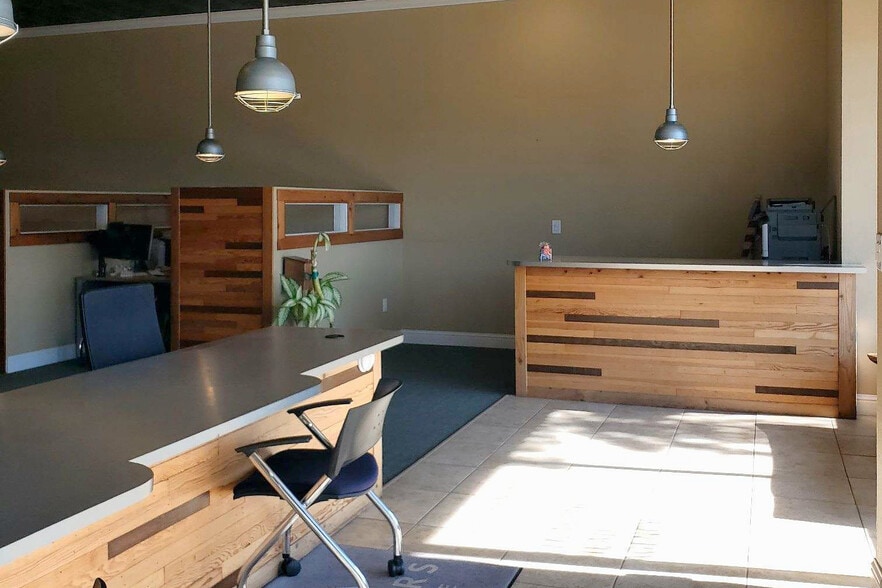 More Photos Of 901 W Grand Ave, Grover Beach General Retail For Lease