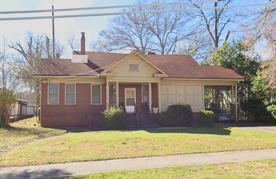 Primary Photo Of 406 S Lewis St, Lagrange Office For Lease