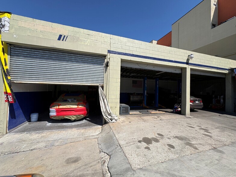 More Photos Of 301 16th St, San Diego Auto Repair For Sale