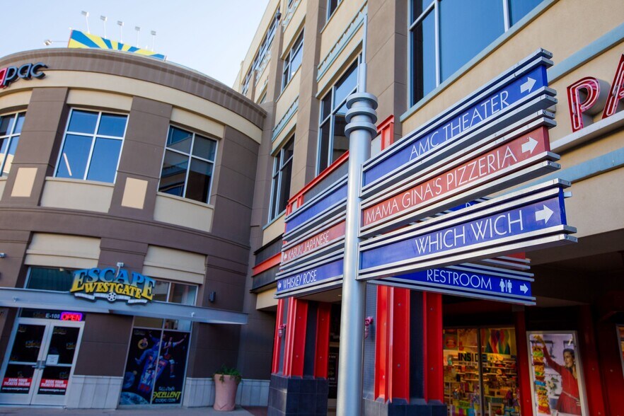 More Photos Of W Glendale Ave @ SEC Glendale Ave & Loop 101, Glendale Unknown For Sale