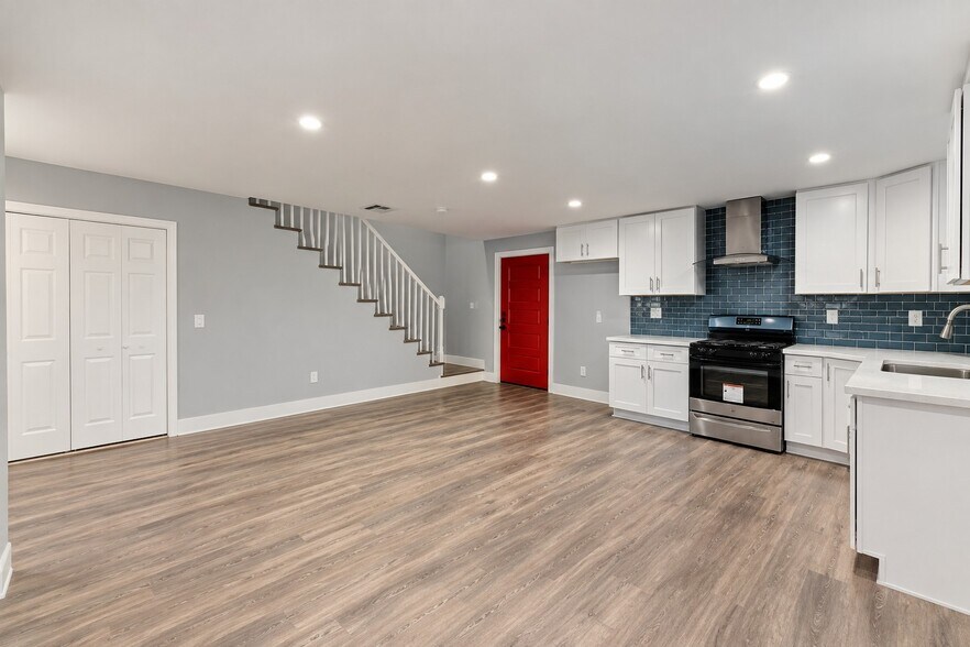 More Photos Of 8220 Encino Ave, Northridge Land For Sale