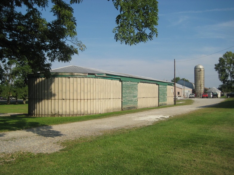 More Photos Of 1294 E US Highway 36, Urbana Manufacturing For Sale