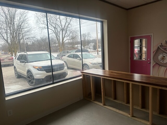 More Photos Of 8266 Silver Lake Rd, Linden Freestanding For Lease