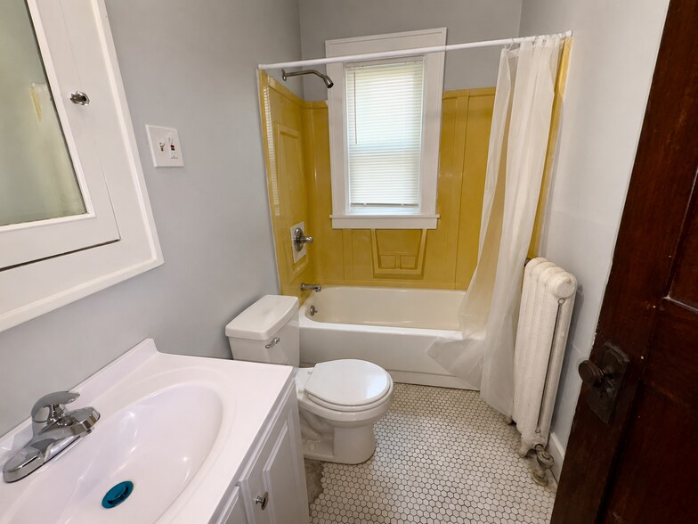 More Photos Of 865 Lake Ave, Rochester Apartments For Sale
