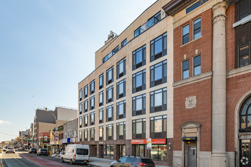 More Photos Of 10308 Northern Blvd, Corona Storefront Retail Residential For Lease