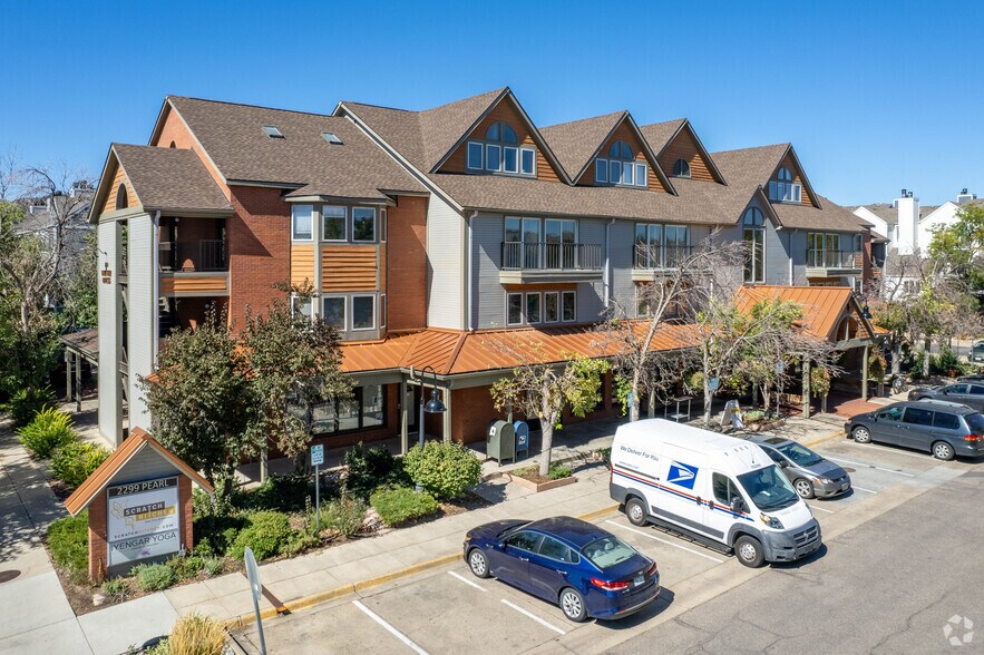 More Photos Of 2299 Pearl St, Boulder Loft Creative Space For Lease