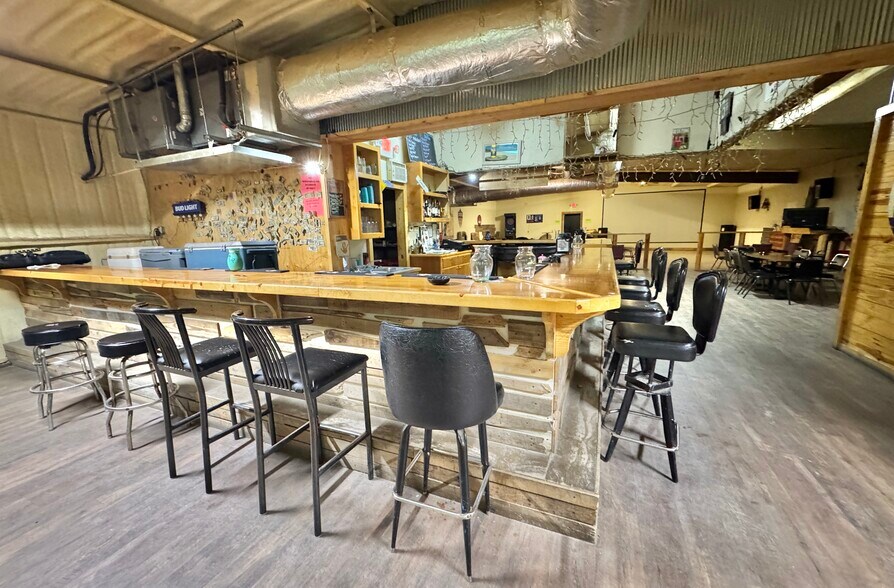 More Photos Of 74 Barn Swallow Rd, Idabel Restaurant For Sale