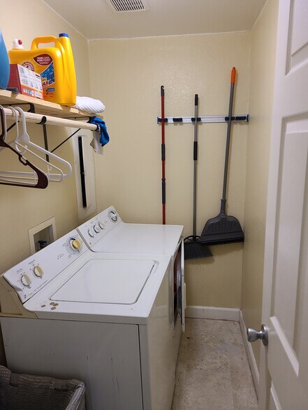 More Photos Of 4624 Main St, Denair Storefront Retail Residential For Sale