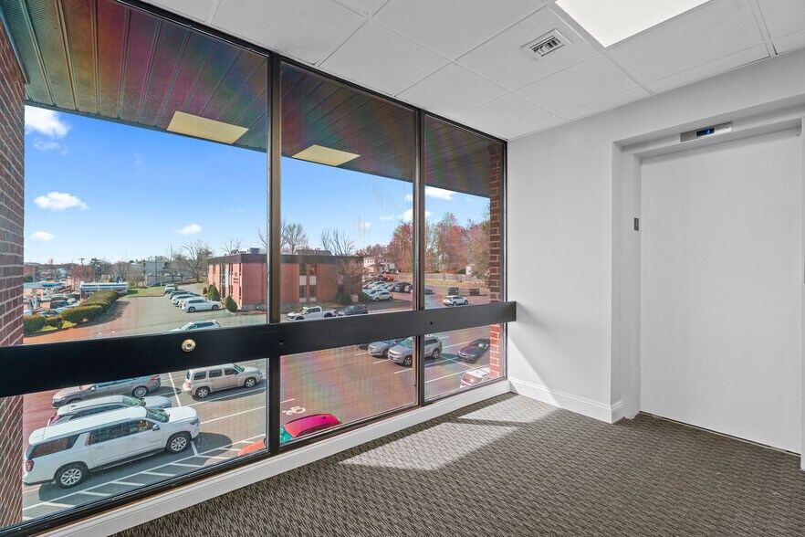 More Photos Of 449 Silas Deane Hwy, Wethersfield Medical For Sale