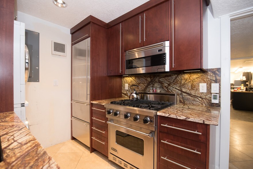 More Photos Of 3840 W 5400 S, Taylorsville Warehouse For Sale