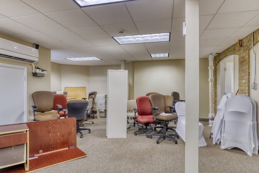More Photos Of 2722 Park Ave, Minneapolis Office Residential For Sale