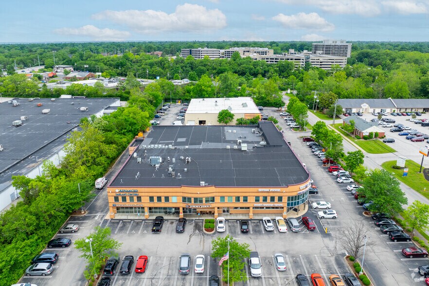 More Photos Of 3901 Dutchmans Ln, Louisville Medical For Lease