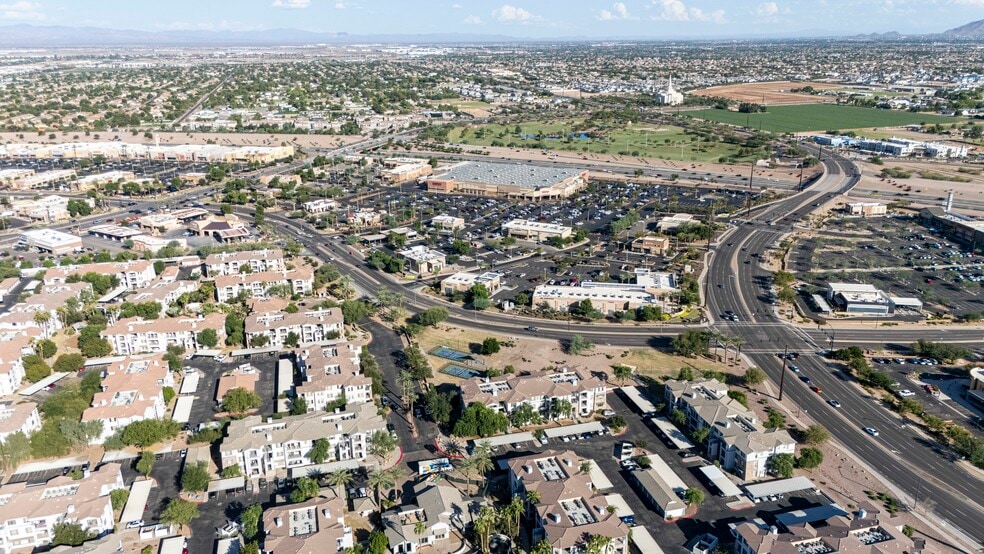 More Photos Of Santan Village Habit Burger, Gilbert Freestanding For Lease