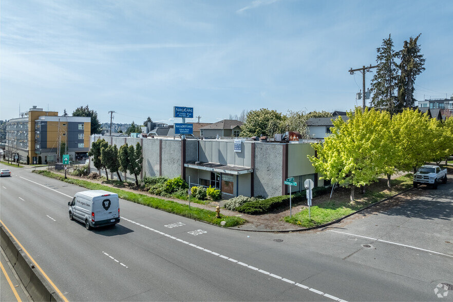 Primary Photo Of 4301 Aurora Ave N, Seattle Warehouse For Sale