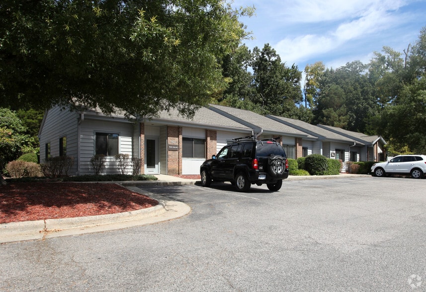 More Photos Of 3200 Croasdaile Dr, Durham Medical For Lease