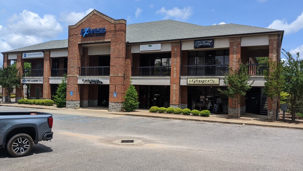 More Photos Of 2436 E University Dr, Auburn Storefront Retail Office For Lease